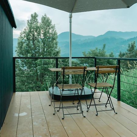 Bobocabin Gunung Mas, Puncak Hotel Tagalbato Kültér fotó